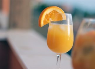 Everything You Wanted to Know About a Mimosa Everything You Wanted to Know About a Mimosa