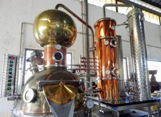 The Art of Gin Making: Crafting the Quintessential Spirit The Art of Gin Making